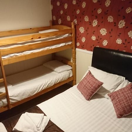 Sandown Manor Екстер'єр фото