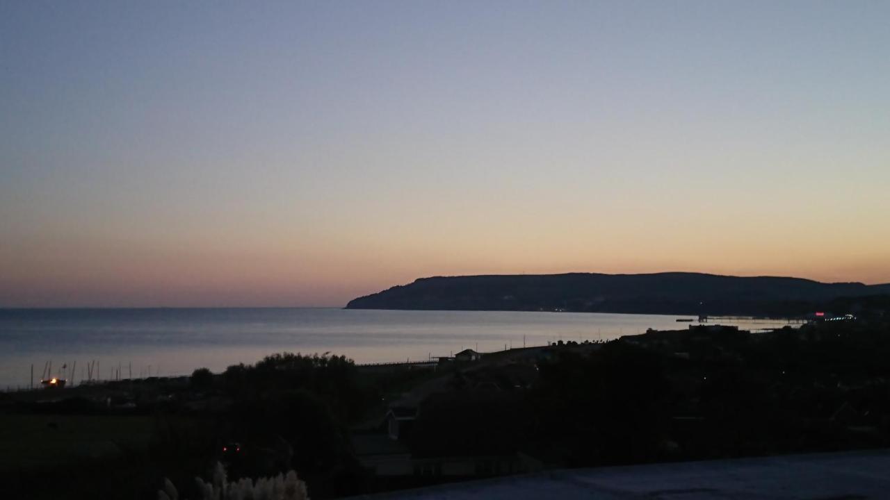Sandown Manor Екстер'єр фото