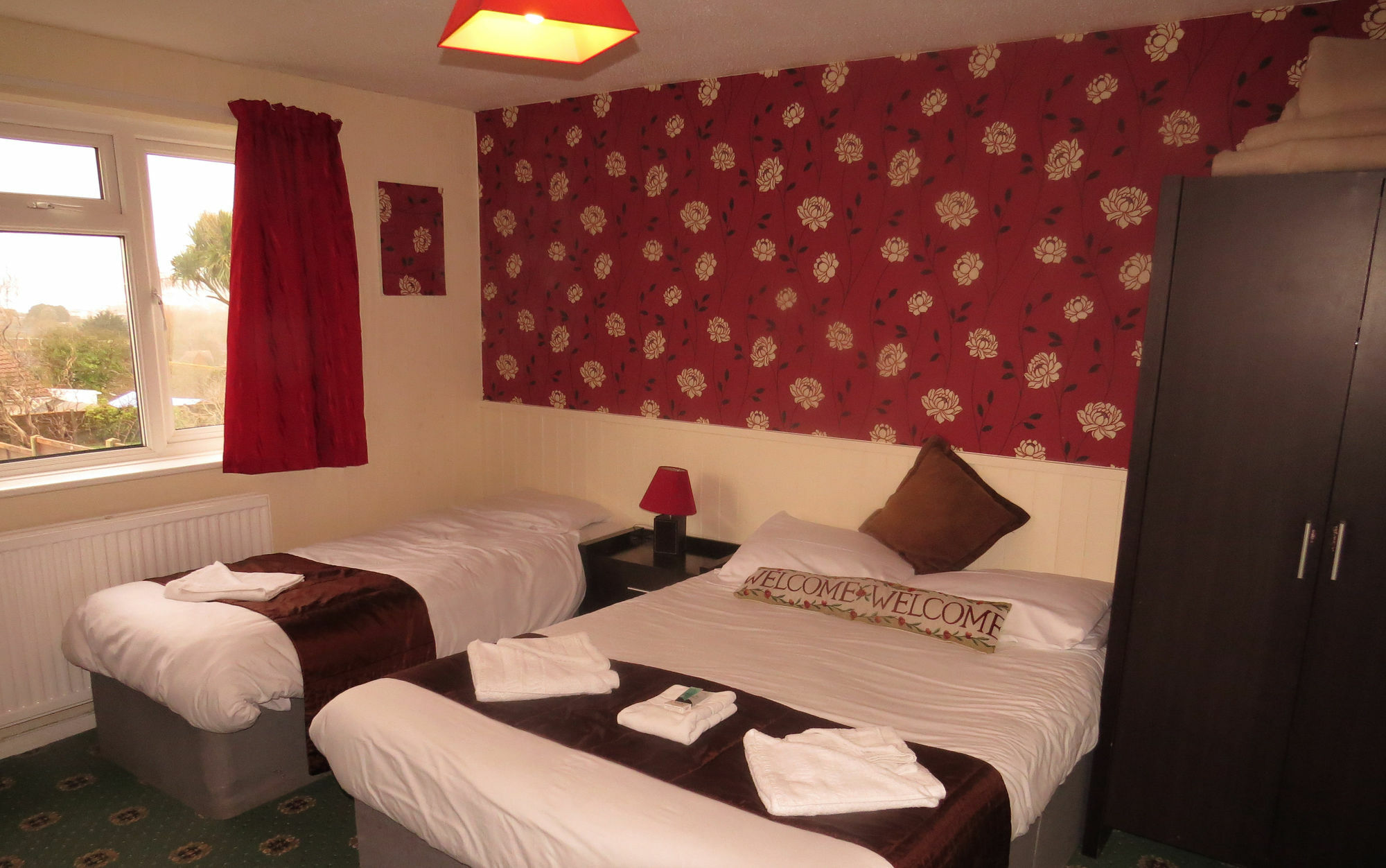 Sandown Manor Екстер'єр фото